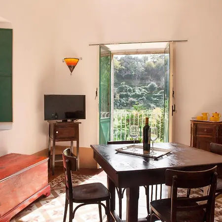 Apartment Boccadifuoco Motta Camastra