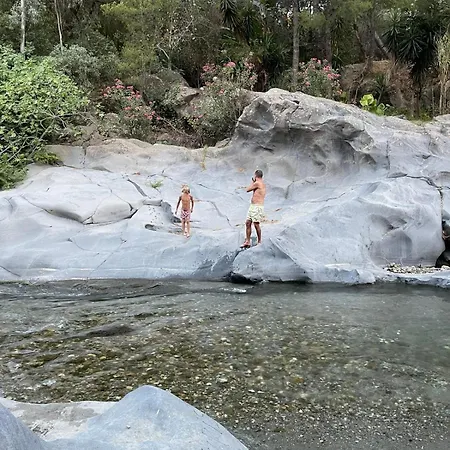 Boccadifuoco Sul Fiume Alcantara *